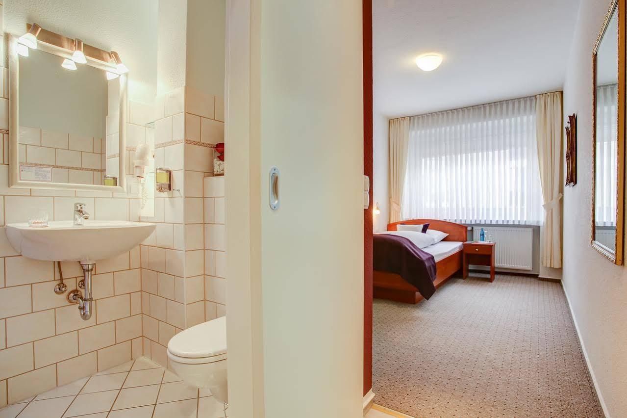Ina Hotel Consul Киль Экстерьер фото